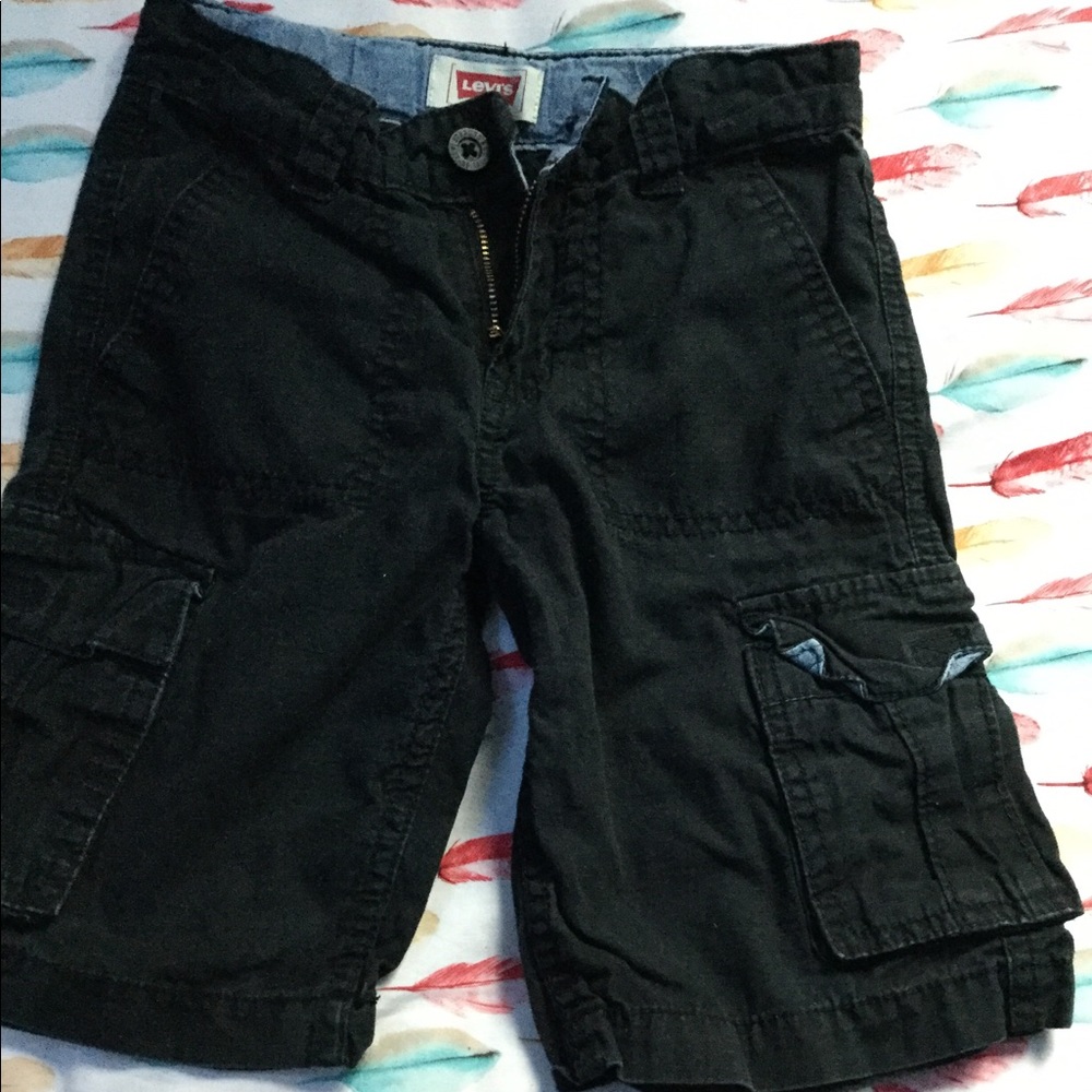 black levis shorts